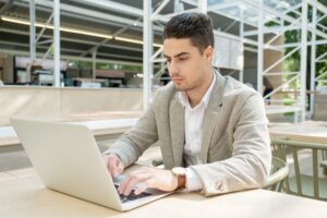 starting-a-credit-repair-business-in-Kansas