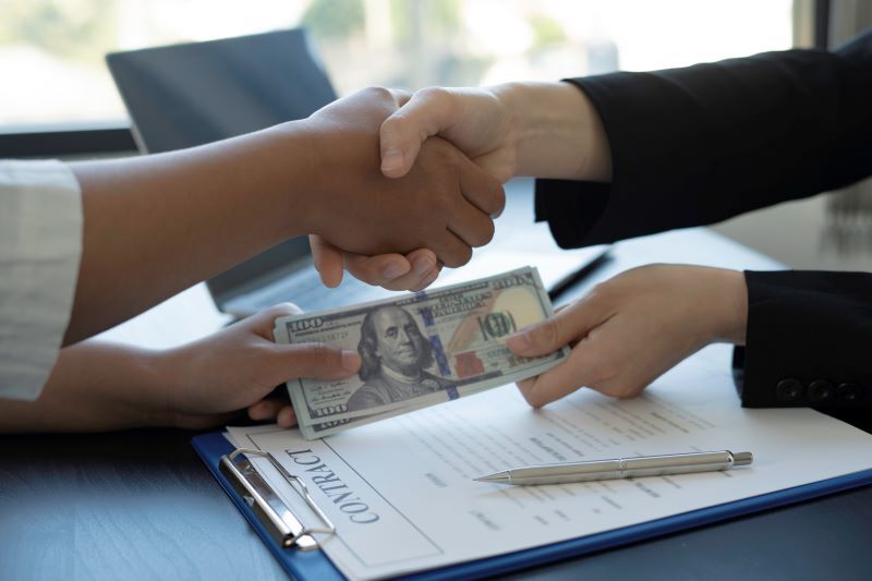 Negotiate Settlement on how to negotiate debt collectors